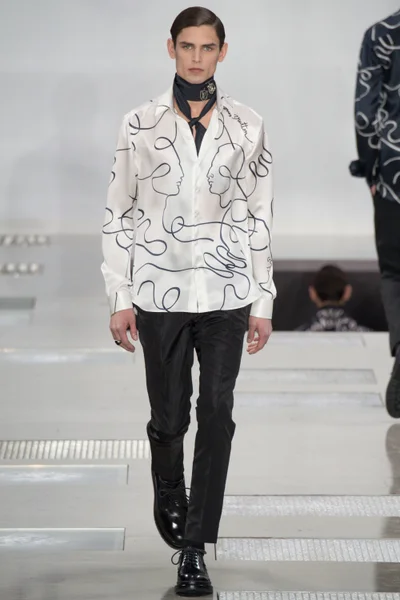 Look 39